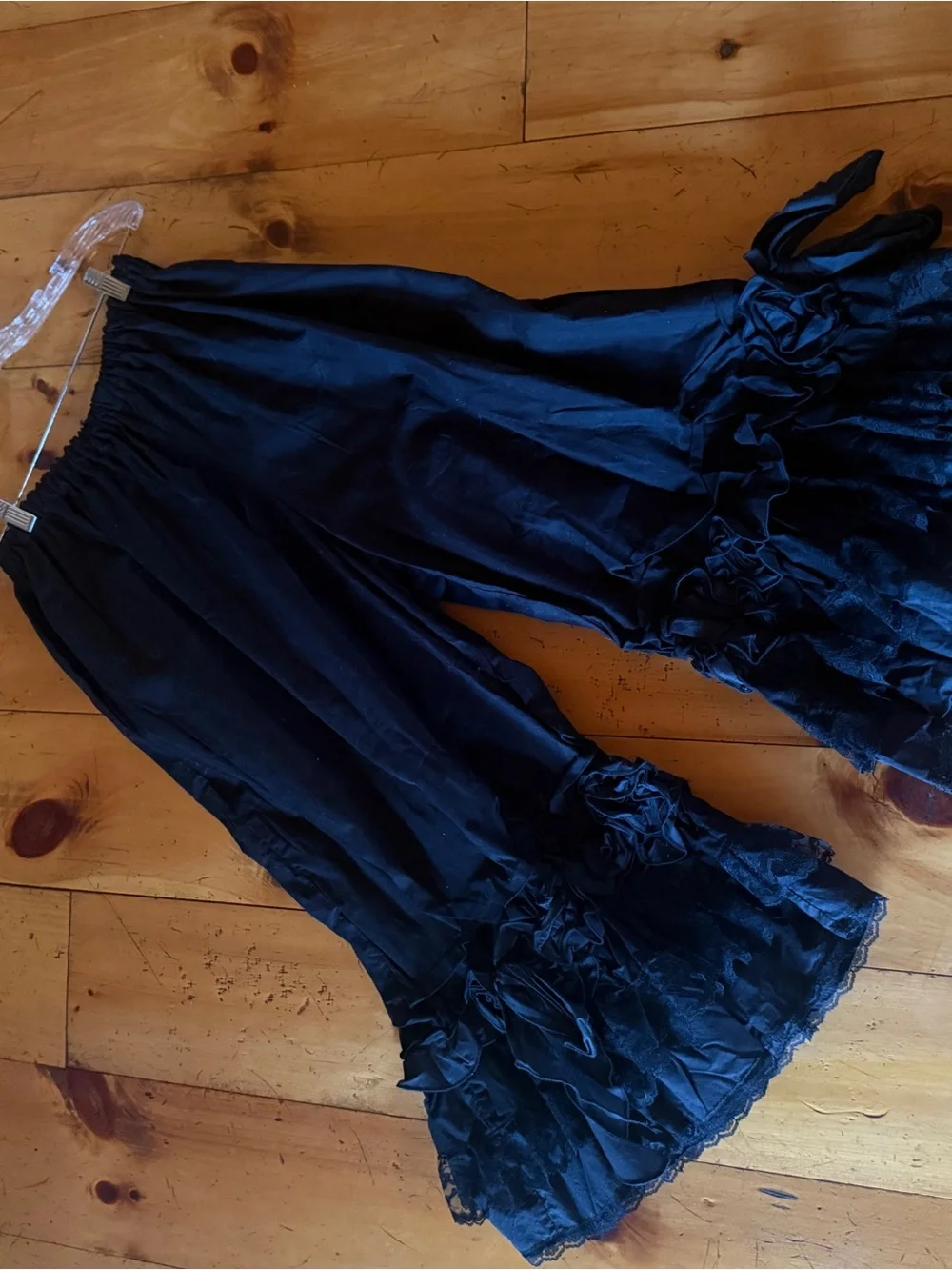 Black Maxi Bloomers with Ruffled Hem and Romantic Bow Accents - Picture 2 of 5